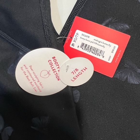 NWT - SPANX Womens Booty Boost Active 7/8 Leggings, Midnight Butterfly - XS - Picture 2 of 6